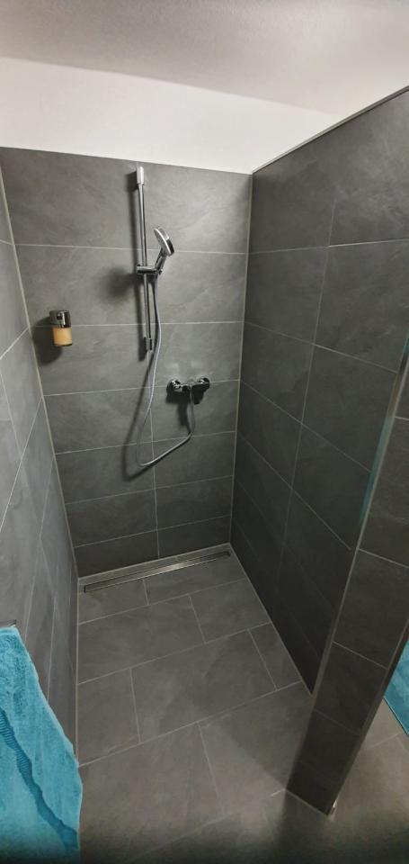 Ferienwohnung - Bad mit Dusche